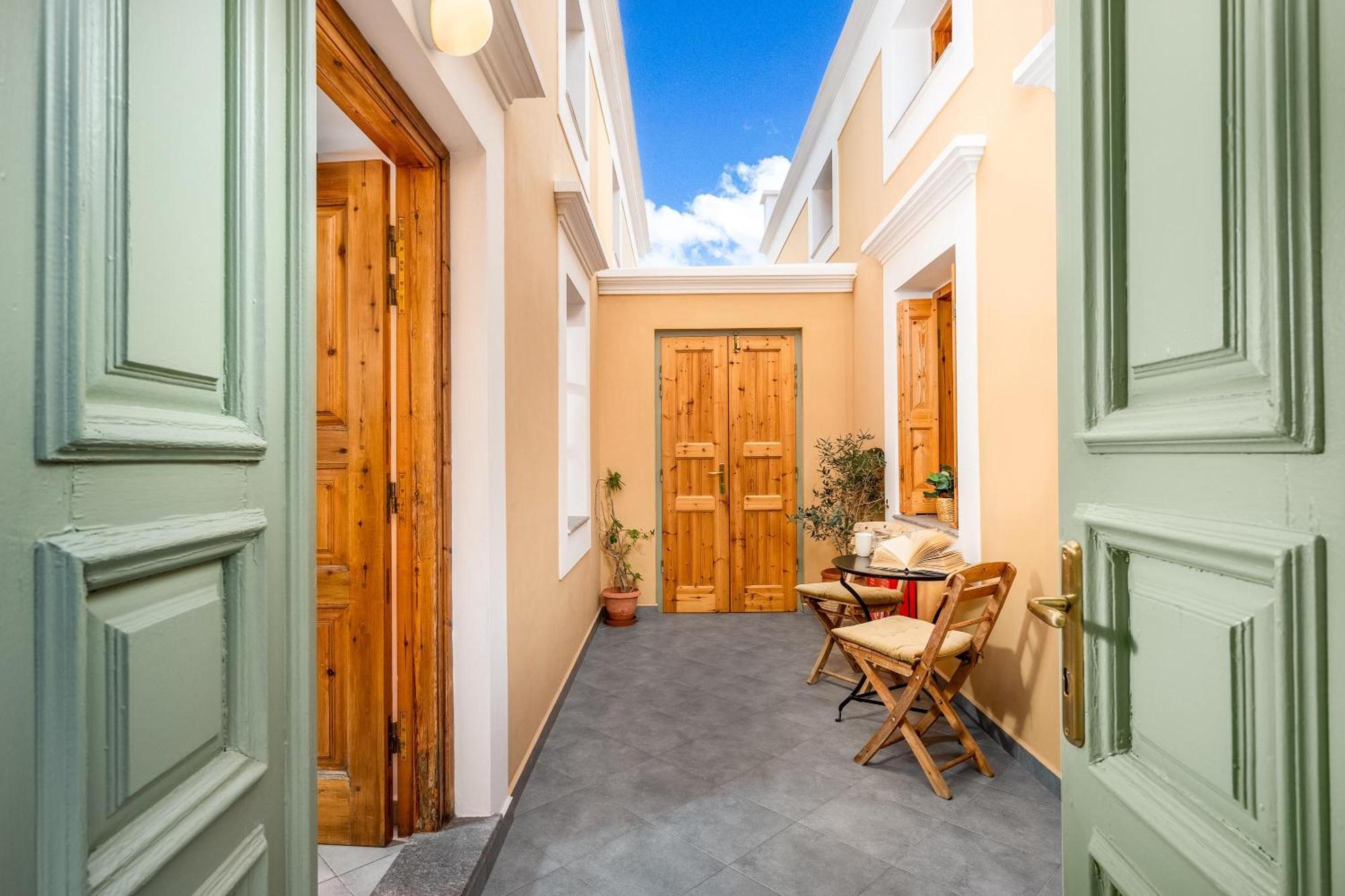 Over The Sea Apartments Symi Exterior foto